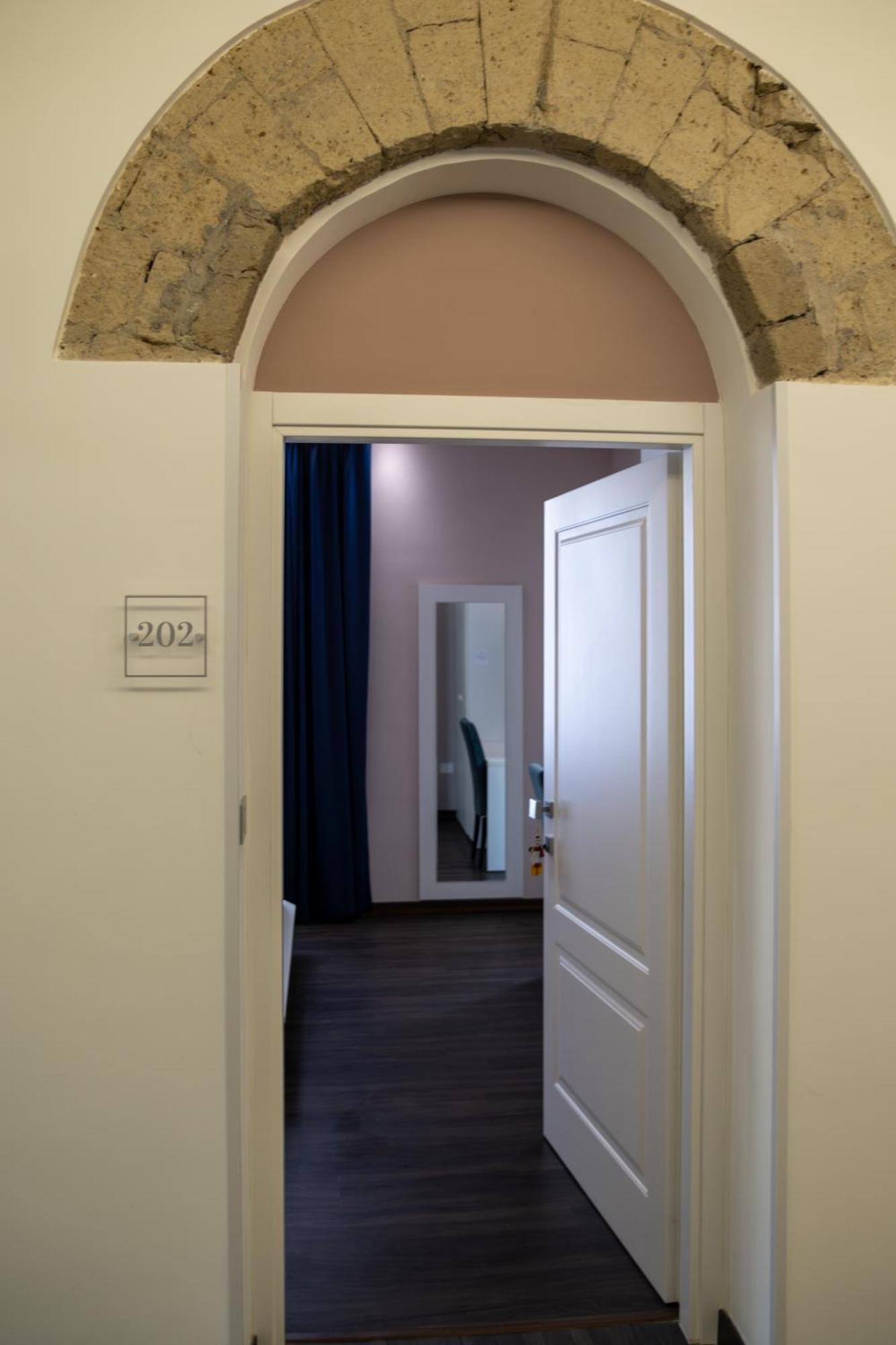 Palazzo Cappuccini Art Relais Hotell Neapel Exteriör bild